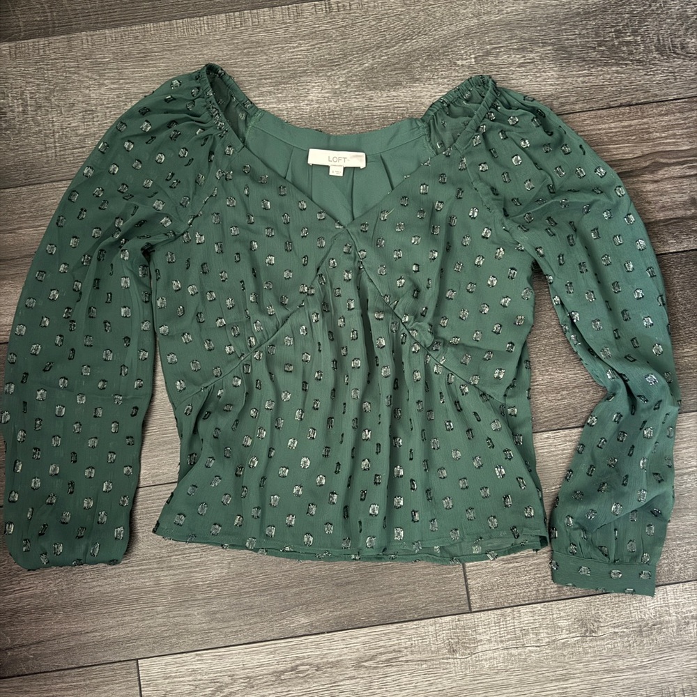 NWOT Loft Green Textured Women's Top